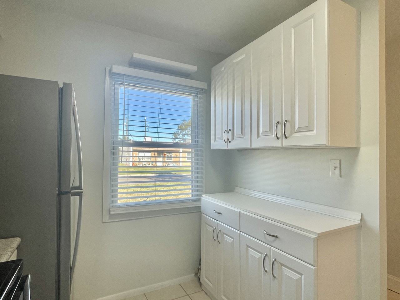 11511 113th St #5A - Photo 5 of 16