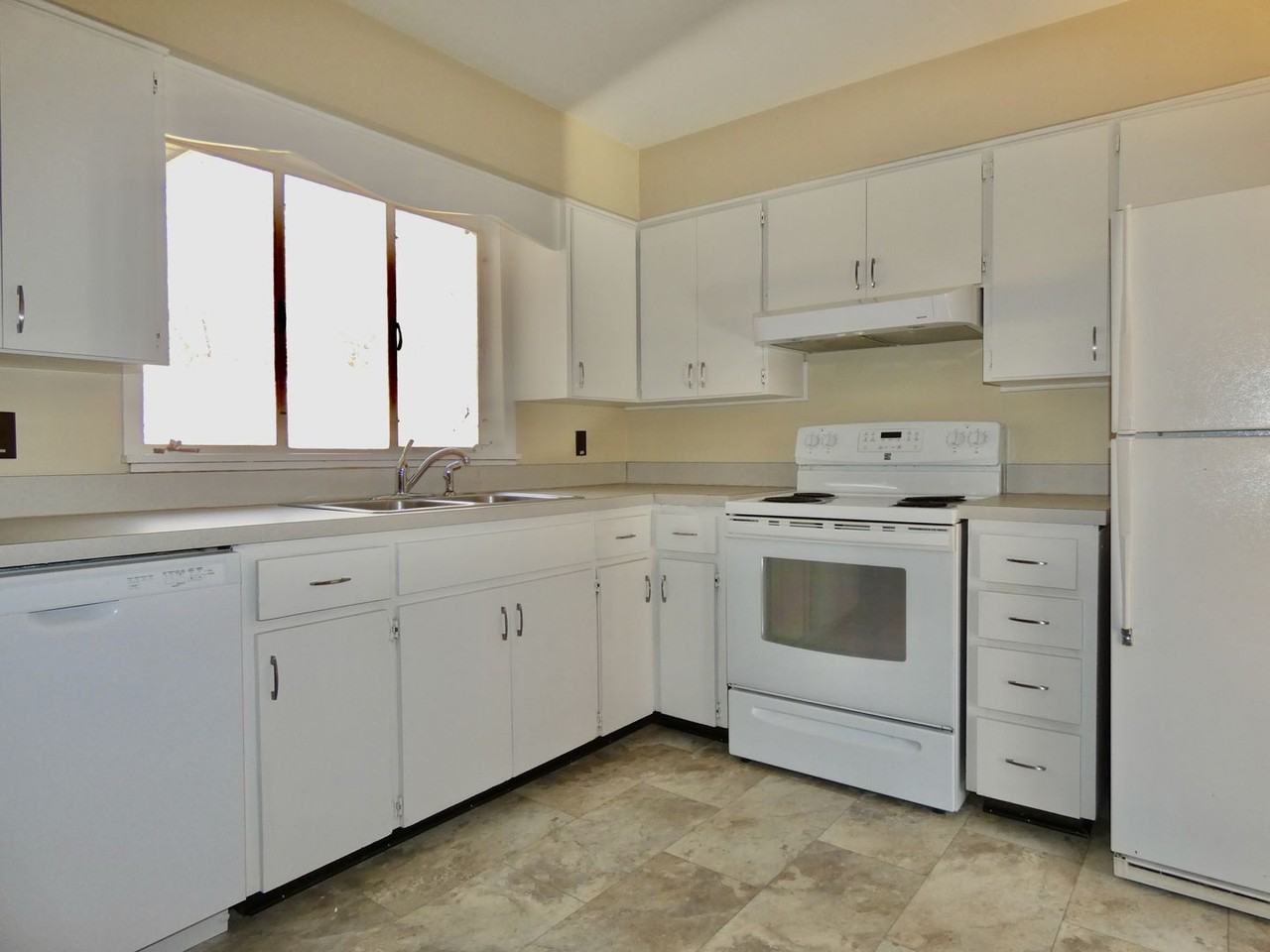 196 Morningside Dr - Photo 7 of 20