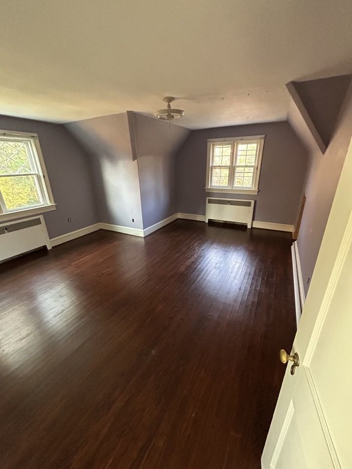 1210 Fairview Ave #NA - Photo 7 of 19