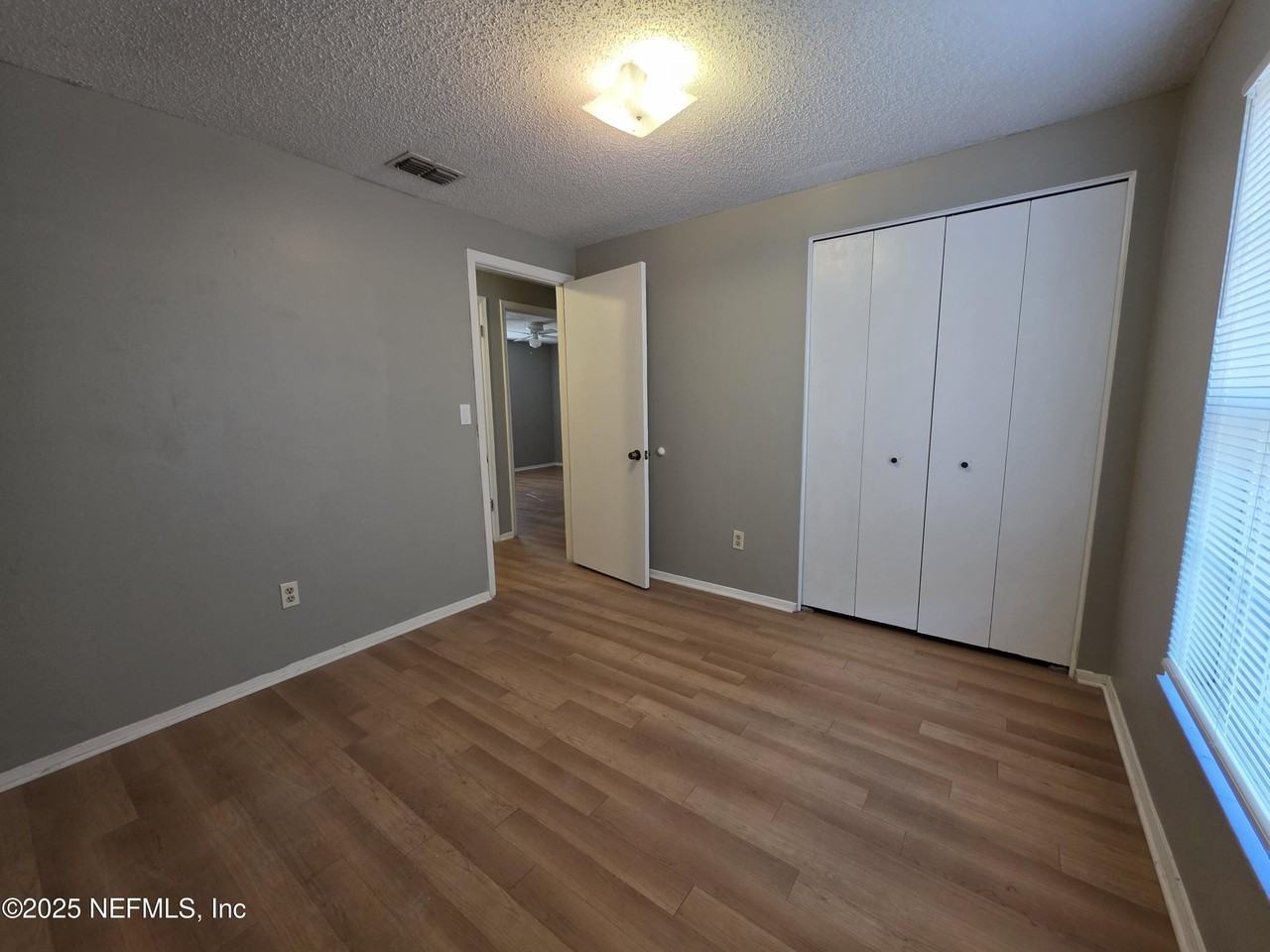 2709 Julie Ln - Photo 5 of 12