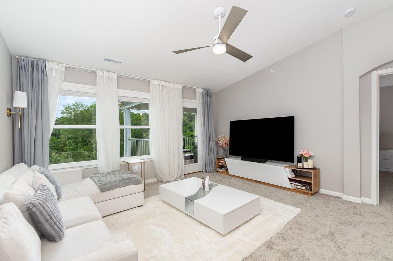 2517 Bella Rdg - Photo 4 of 24