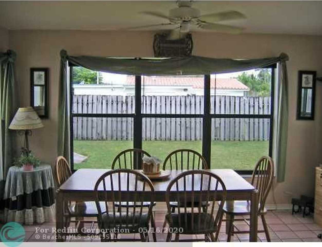 2781 Sw 47th St - Photo 5 of 12