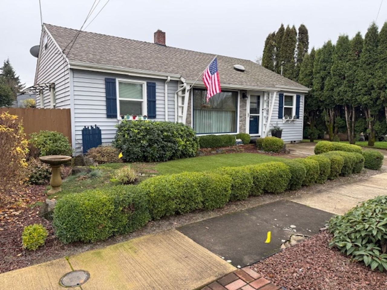 608 E Franklin St - Photo 2 of 23