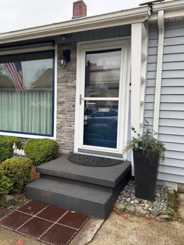 608 E Franklin St - Photo 3 of 23