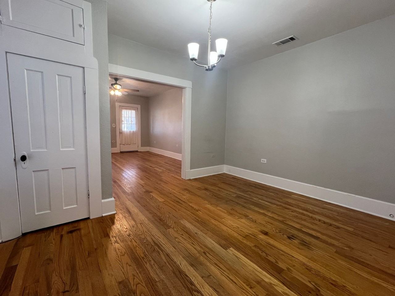 704 N 33rd St - Photo 5 of 16