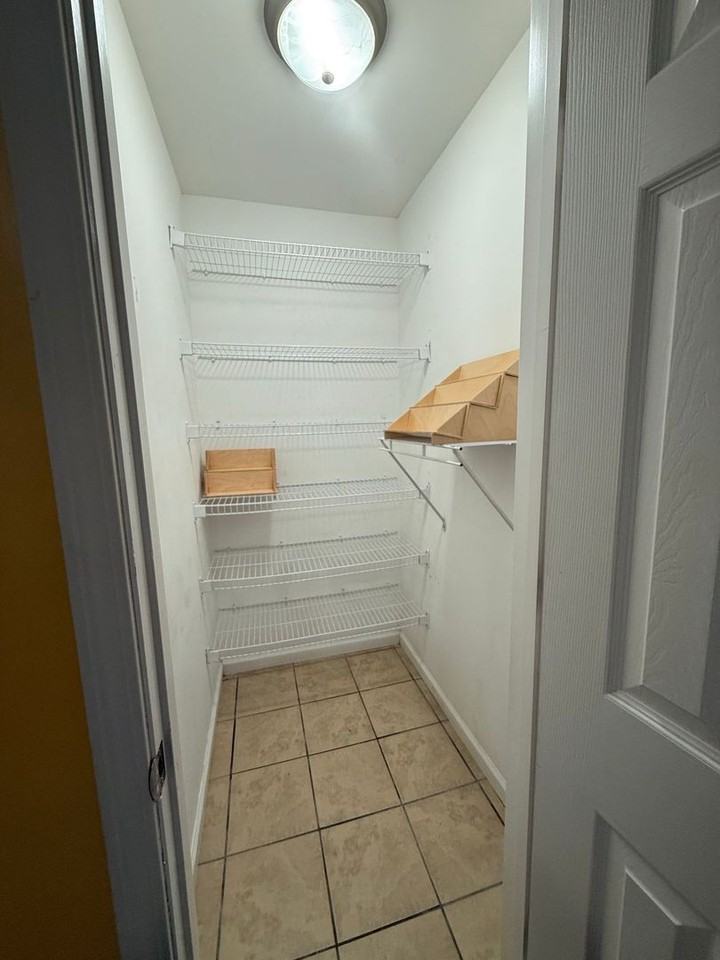 112 Little Man Ln - Photo 3 of 10