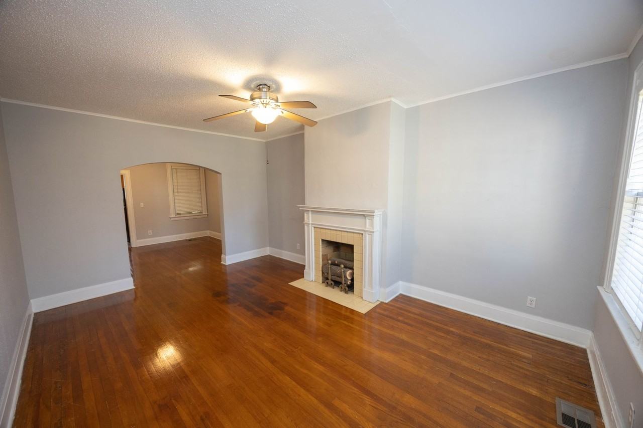 3355 Lexington Rd - Photo 4 of 15