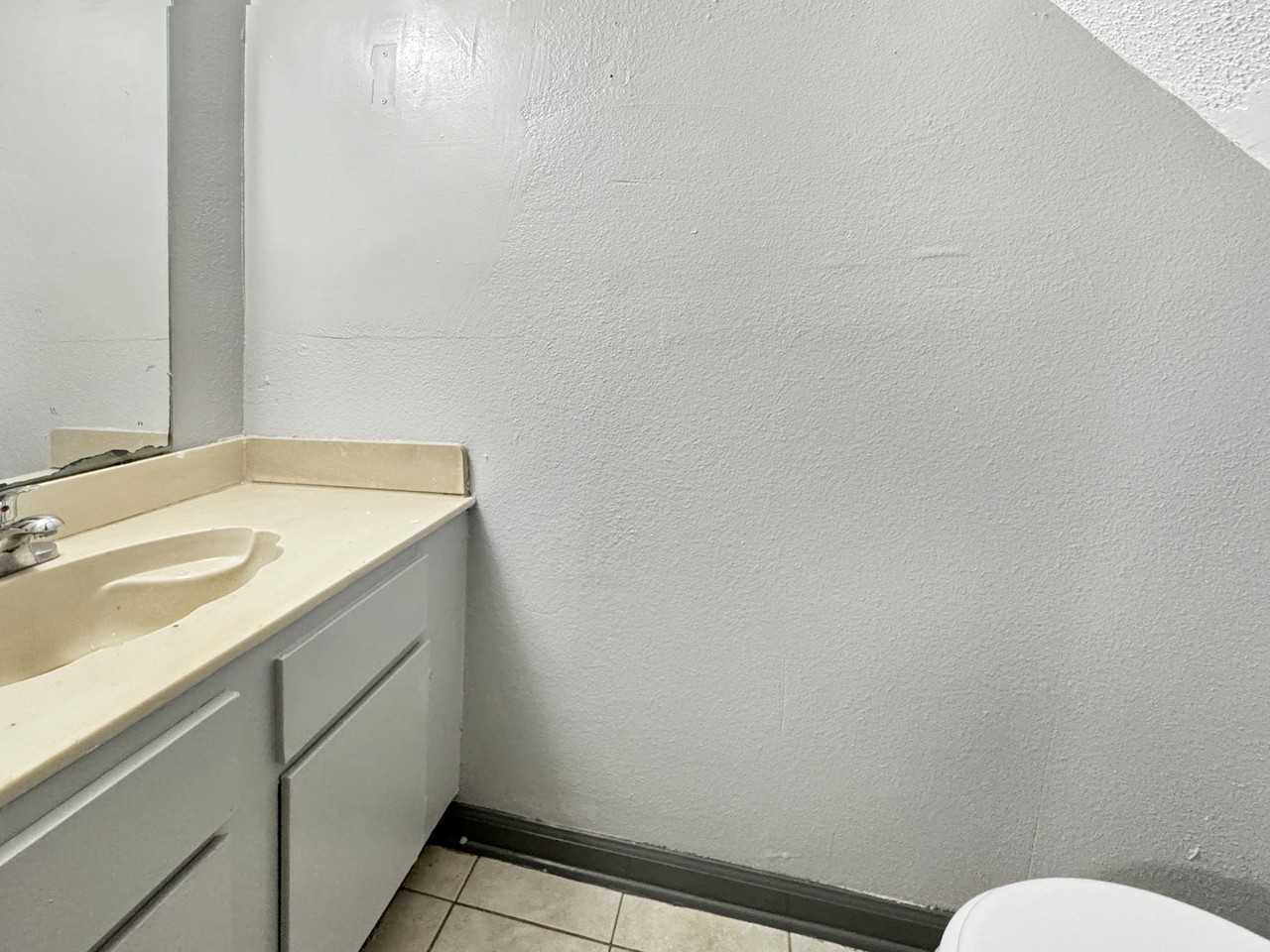 7843 Sail St #1 - Photo 4 of 9