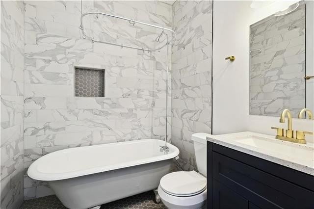 2827 Dryades St #2A - Photo 5 of 8