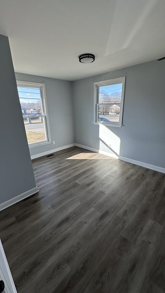 3260 Hinkle Dr - Photo 7 of 9