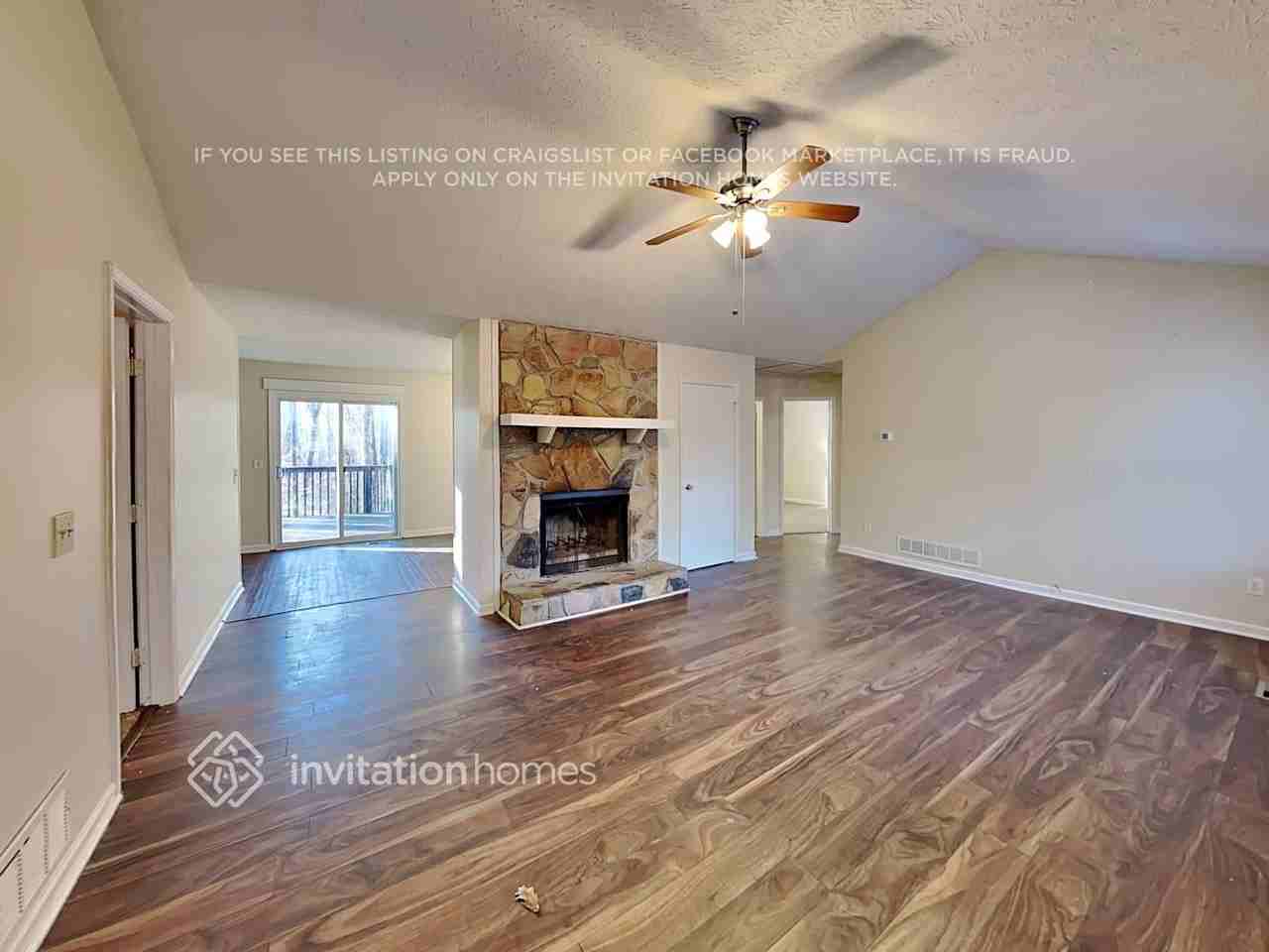 5905 Sumter Dr - Photo 5 of 20