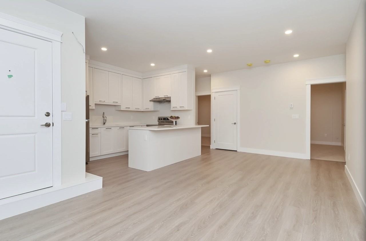 2751 164 Street - Photo 4 of 9