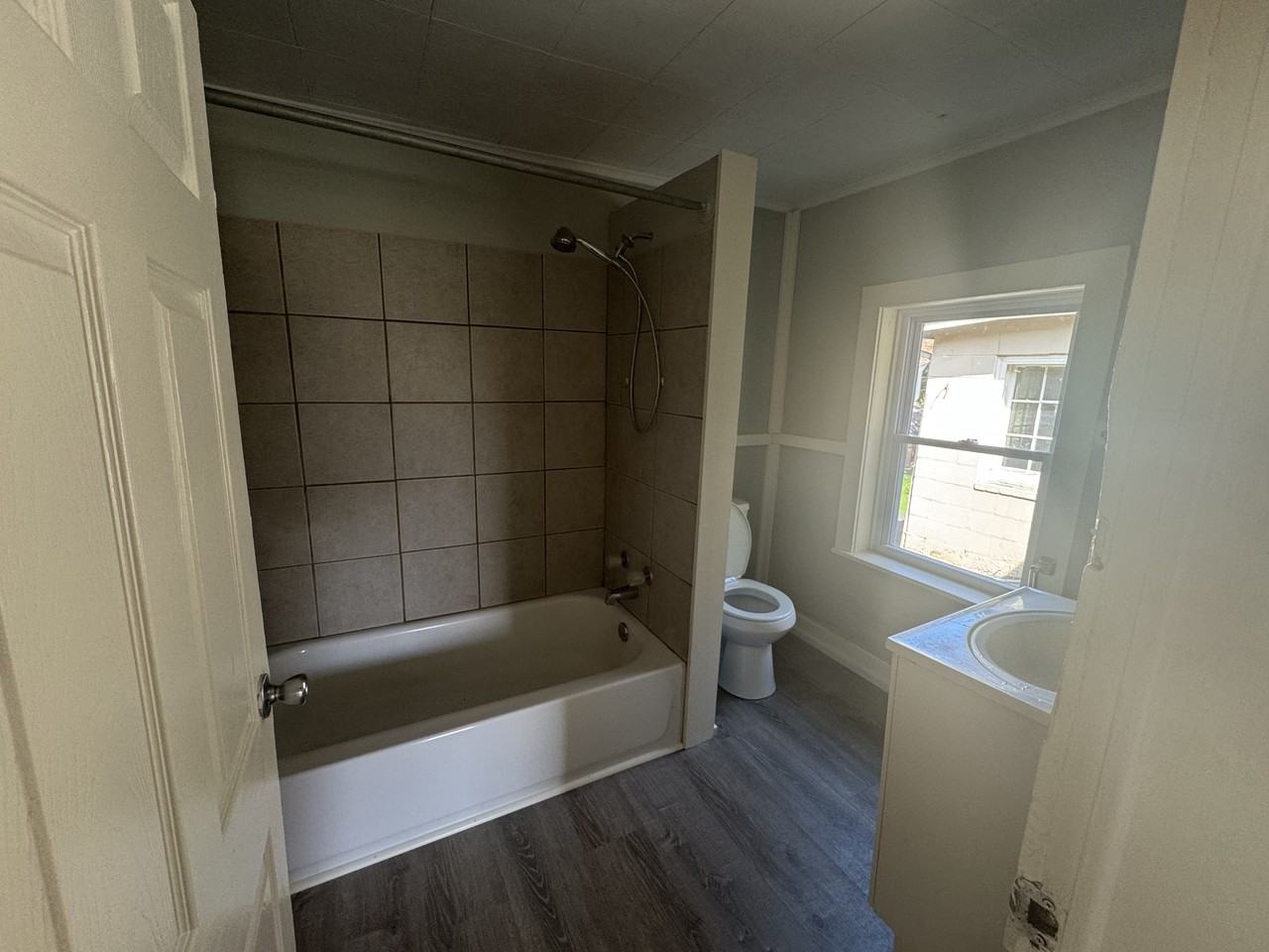 2526 W South Range Rd #4 - Photo 7 of 8