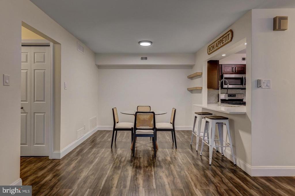 121 Arden Ct ##A - Photo 5 of 19