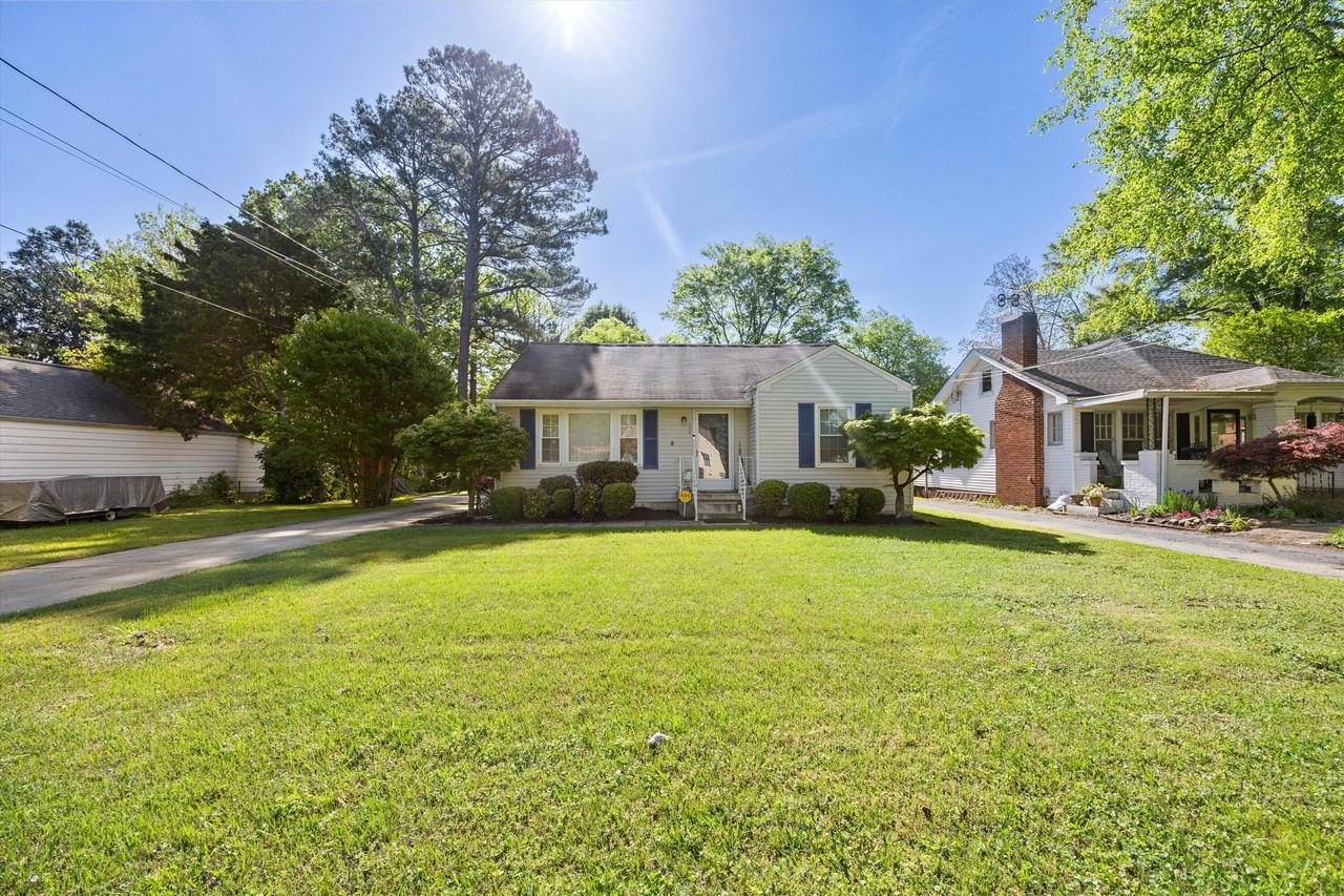 108 S Saint Marks Ave - Photo 2 of 30