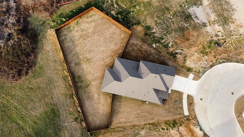 3517 Foxhound Ln - Photo 3 of 28