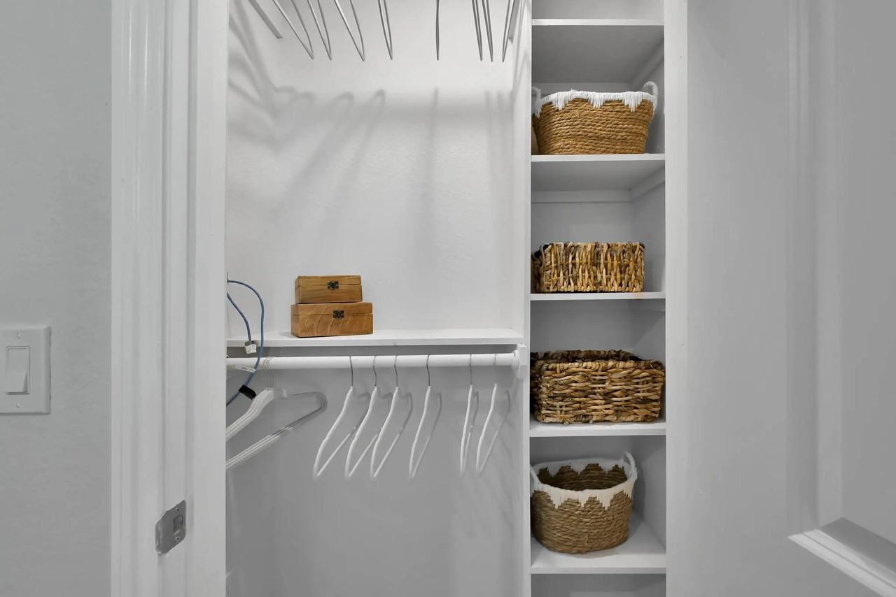 Esperanza at Wild Orchid - Photo 6 of 22