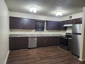 2507 Stella St #C - Photo 1 of 1