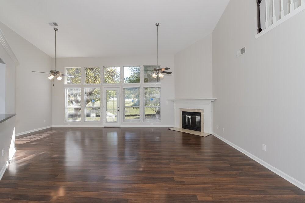 102 Summerwood Ct - Photo 4 of 17