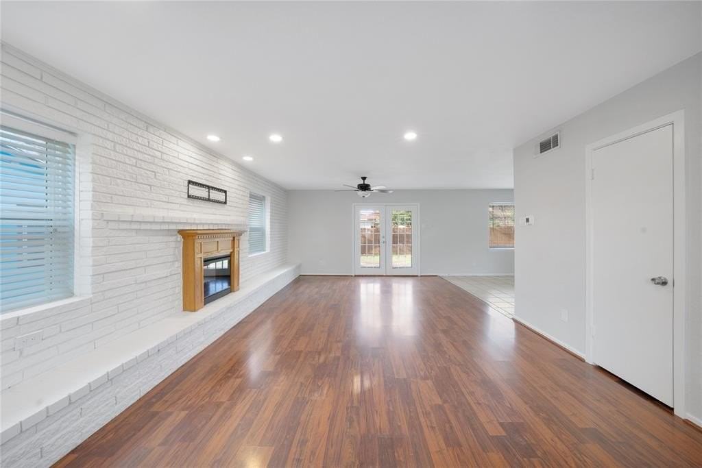 9227 Pinewood Dr - Photo 3 of 27