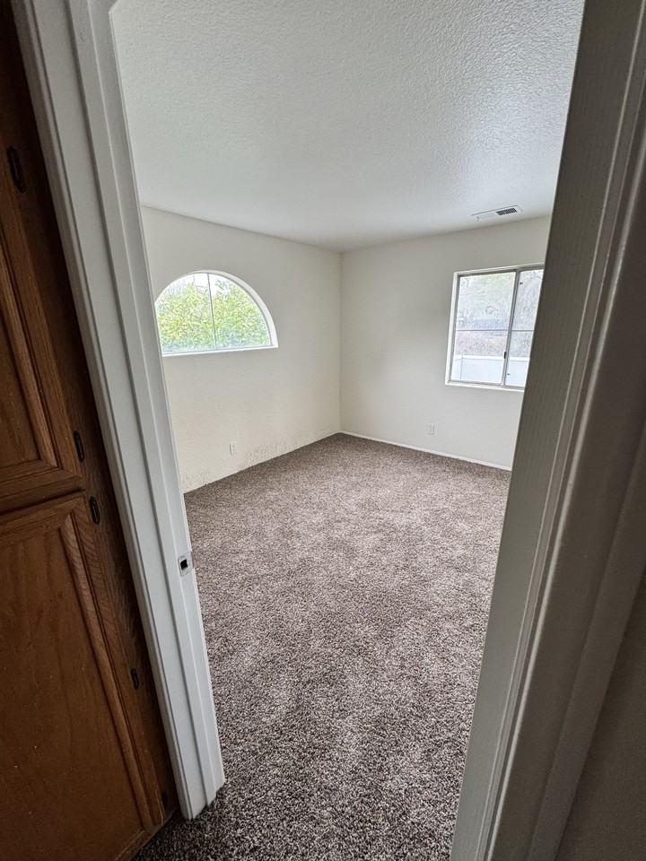 2250 Saint Croix Court - Photo 4 of 6