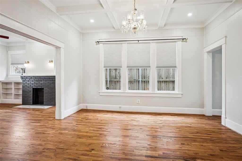 5621 Miller Ave - Photo 5 of 16