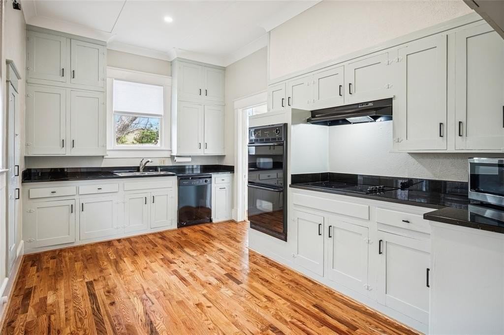 5621 Miller Ave - Photo 7 of 16