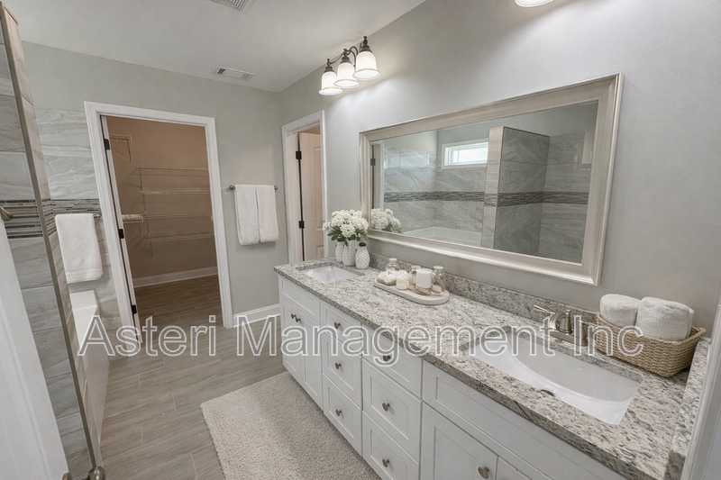 239 Lasso Dr - Photo 7 of 12