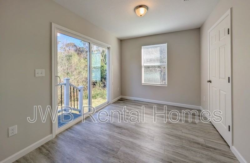 10353 Seal Rd - Photo 6 of 18