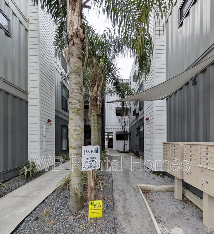 731 Prospect St - Photo 2 of 9