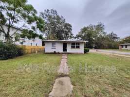 featured image of 8104 Galveston Ave