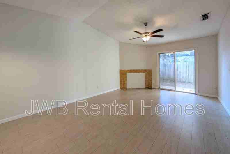 9106 Leahy Rd - Photo 6 of 14