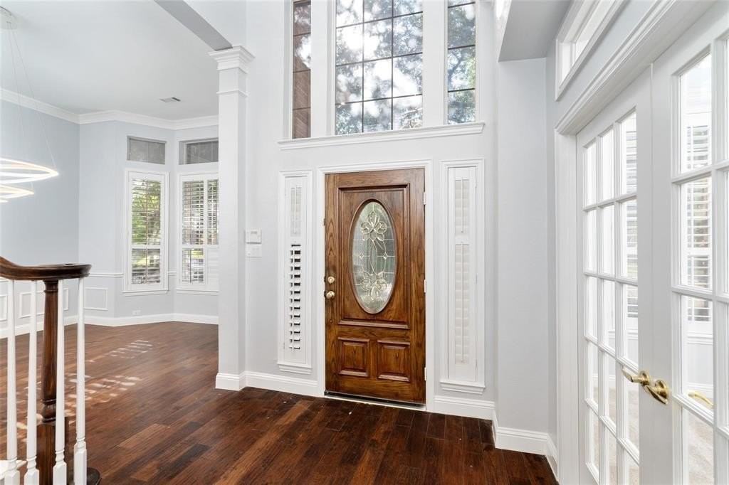 1508 Comanche Dr - Photo 3 of 27