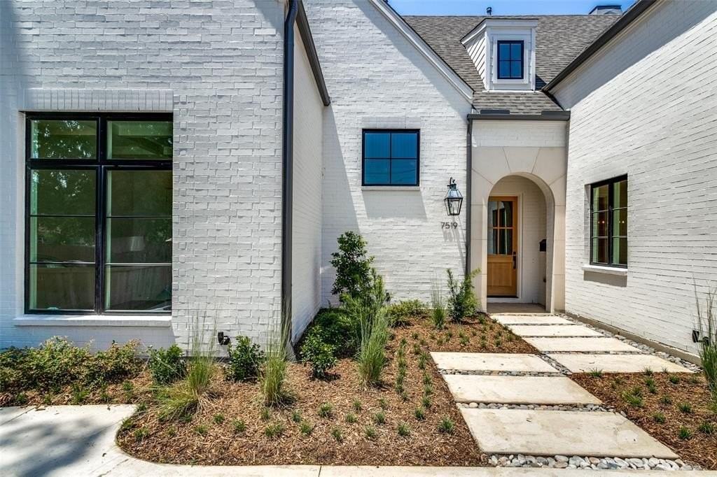 7519 Taos Rd - Photo 3 of 40