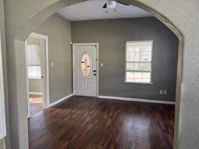 714 N Commerce St - Photo 5 of 19