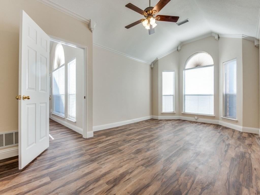 2336 Red Maple Rd - Photo 3 of 12