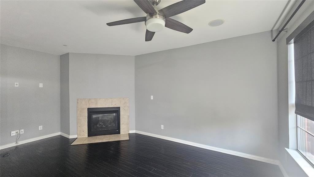 1424 Biltmore Ln - Photo 3 of 37