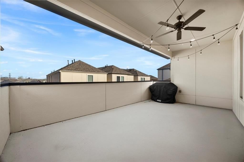 8220 Callimont Ln - Photo 7 of 34