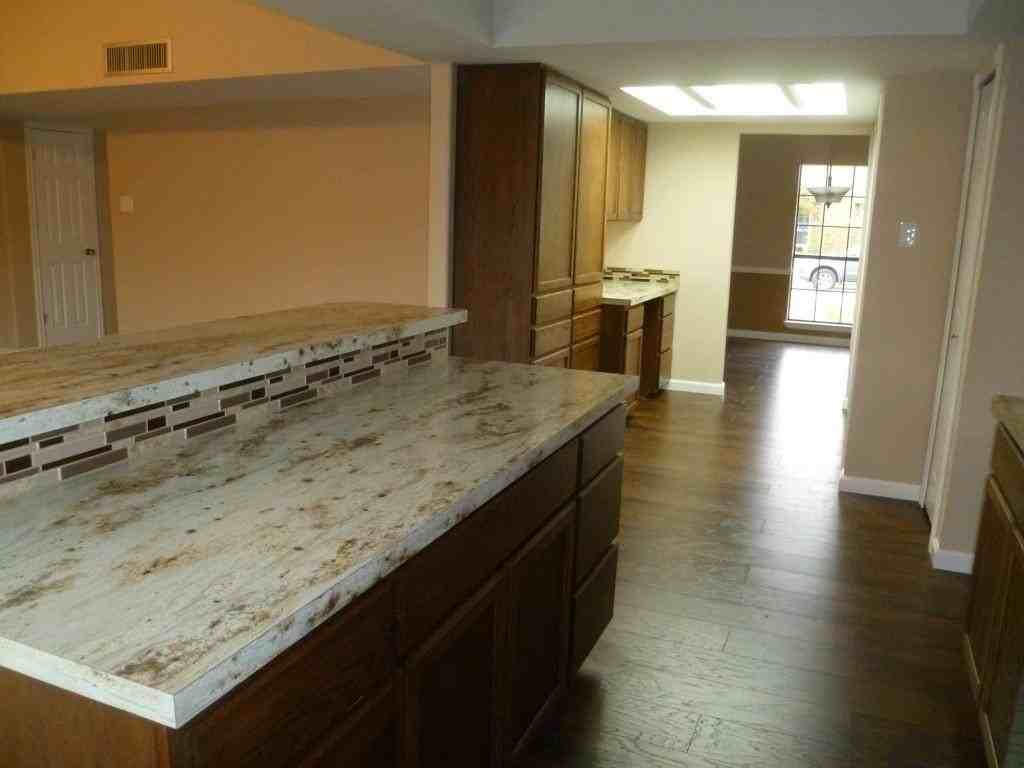 4816 Roberts Dr - Photo 7 of 19