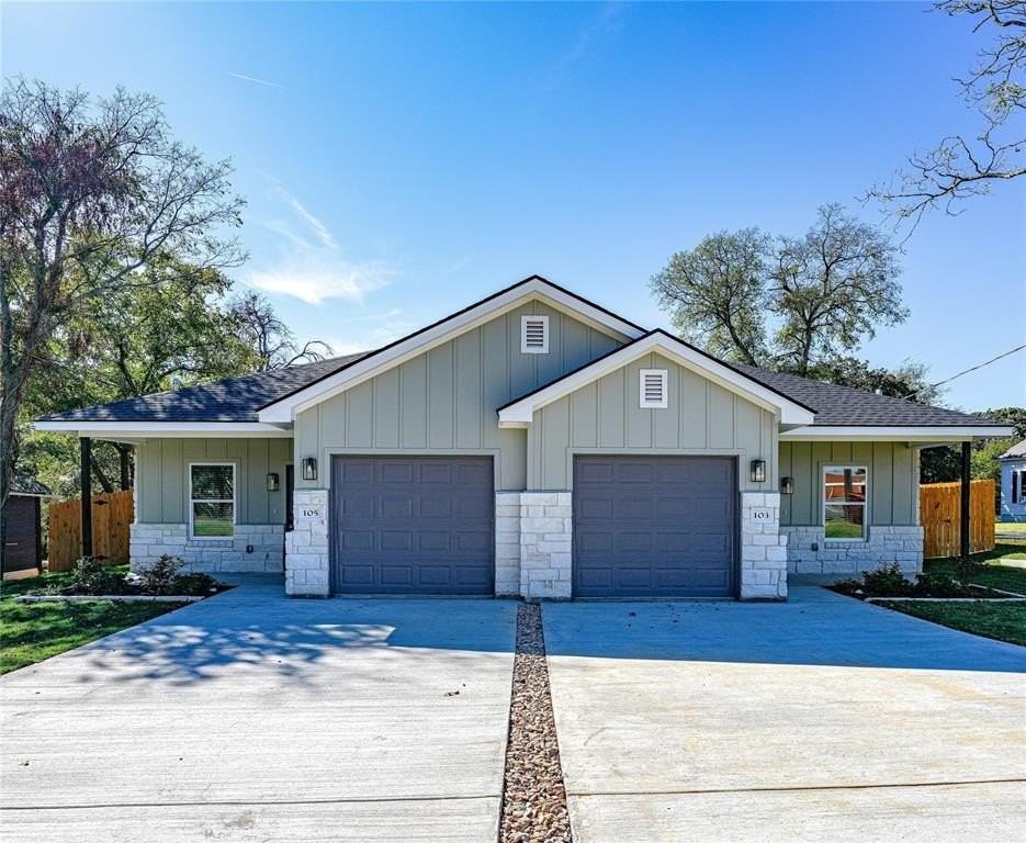 103 N Barron Rd - Photo 2 of 16