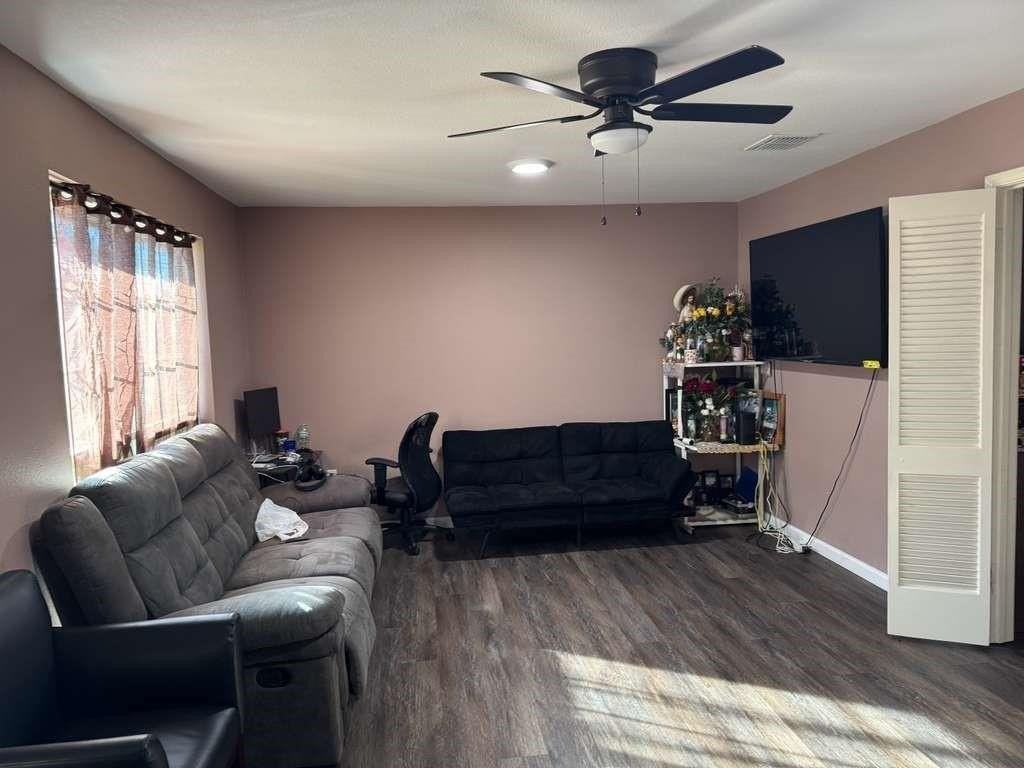 8435 Campanella Dr - Photo 6 of 17