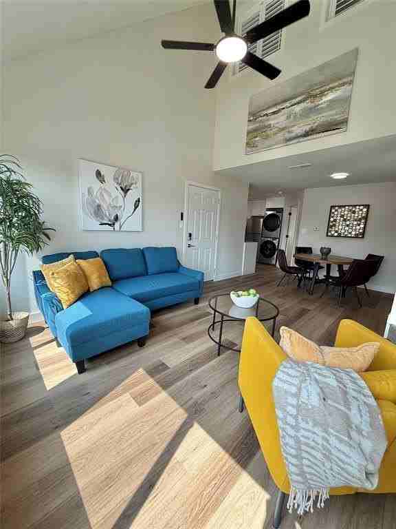 3129 Sondra Dr #203 - Photo 7 of 10