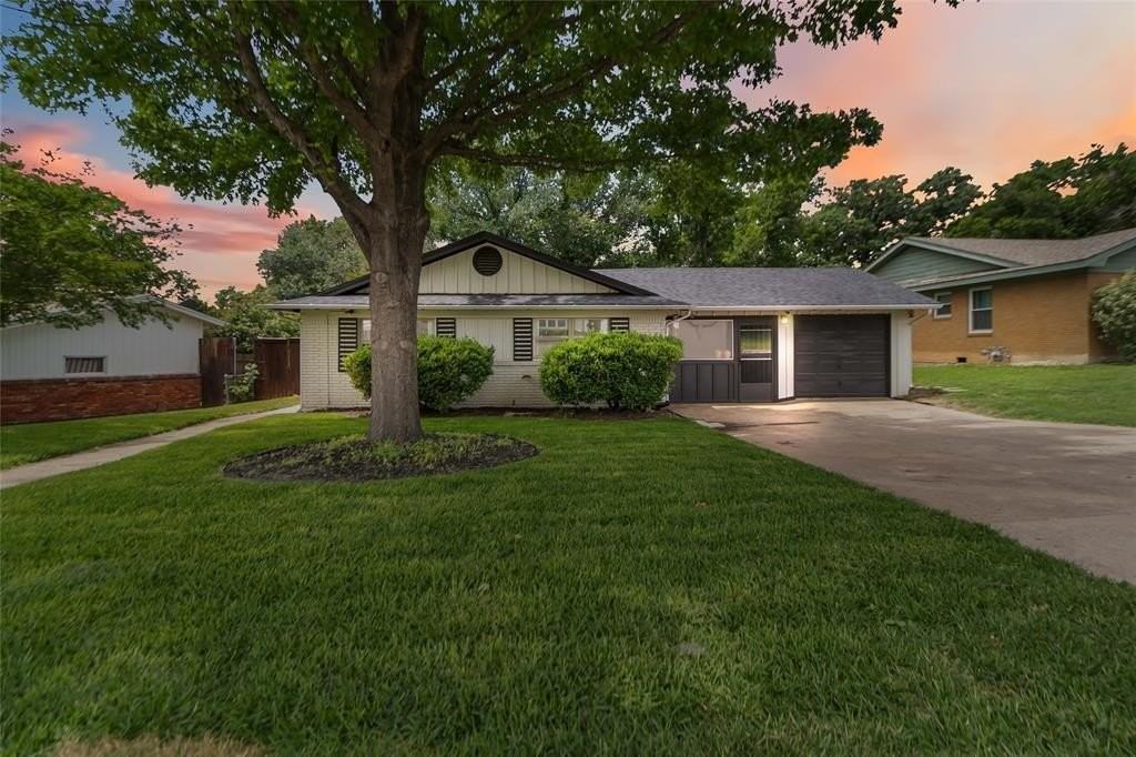 4912 Odessa Ave - Photo 3 of 40