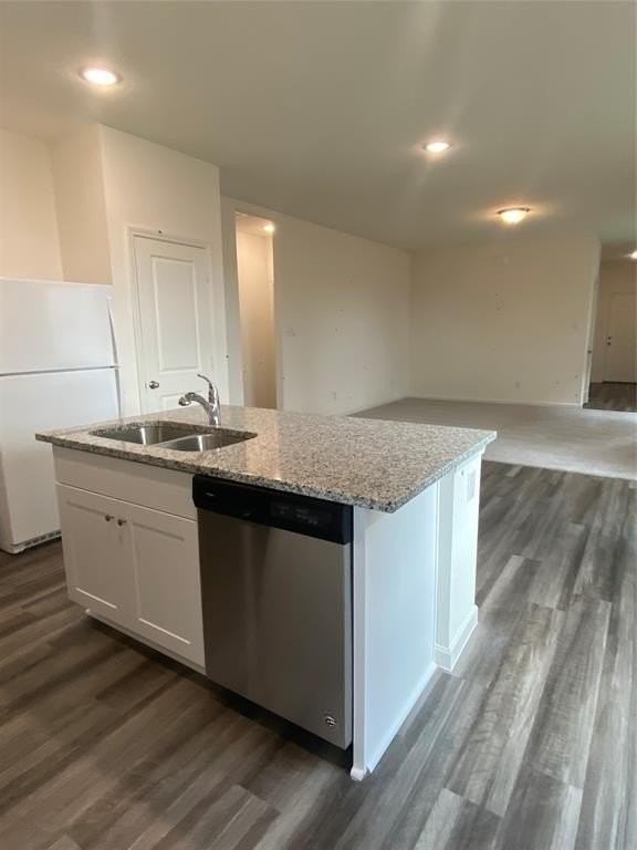 6309 Tropicana Ln - Photo 3 of 10