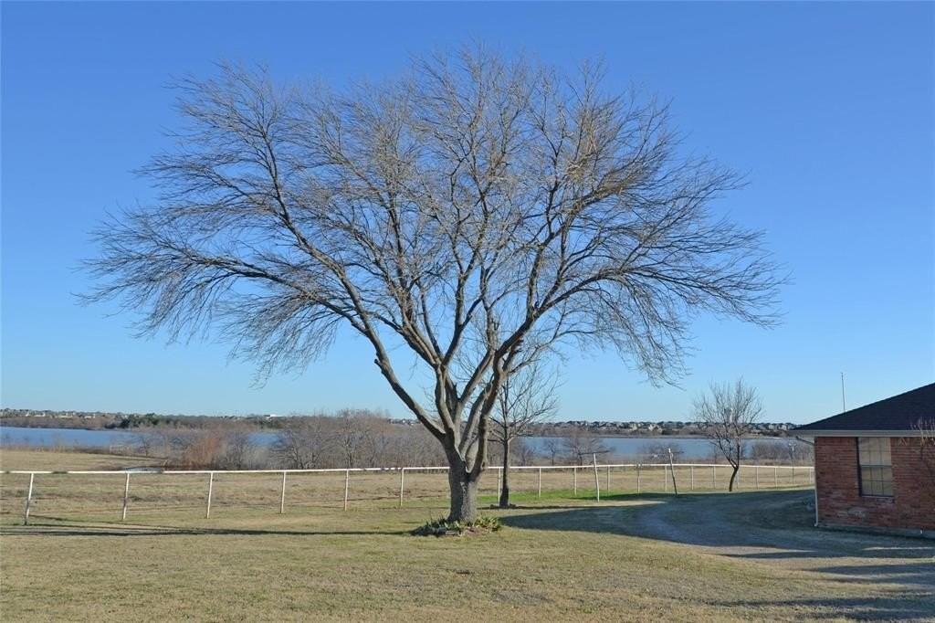 575 Doe Creek Rd - Photo 3 of 16