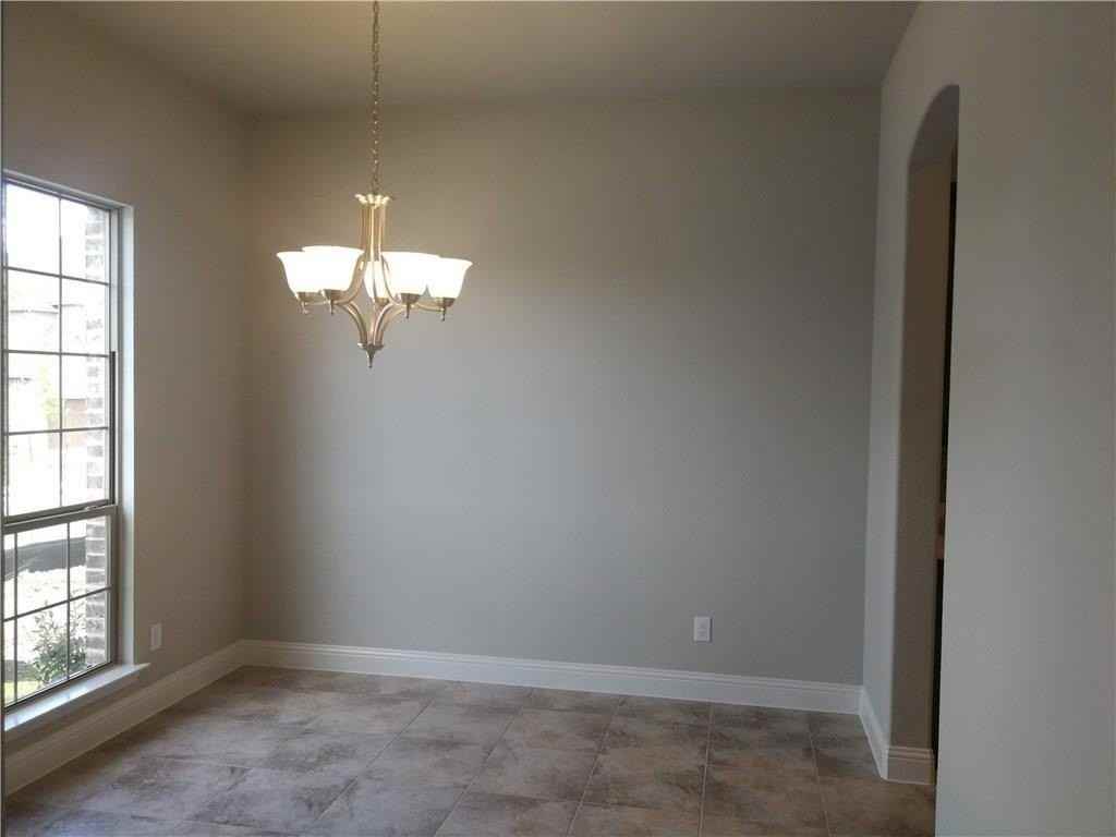 811 Knox Dr - Photo 4 of 23