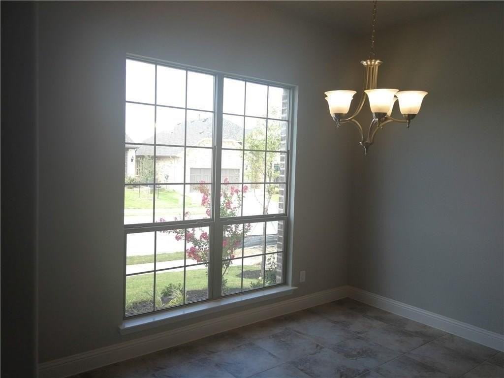 811 Knox Dr - Photo 5 of 23