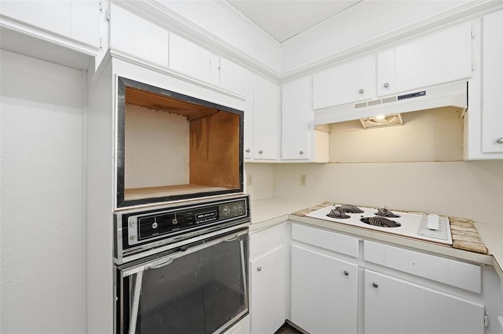 104 Mesa Dr - Photo 7 of 19