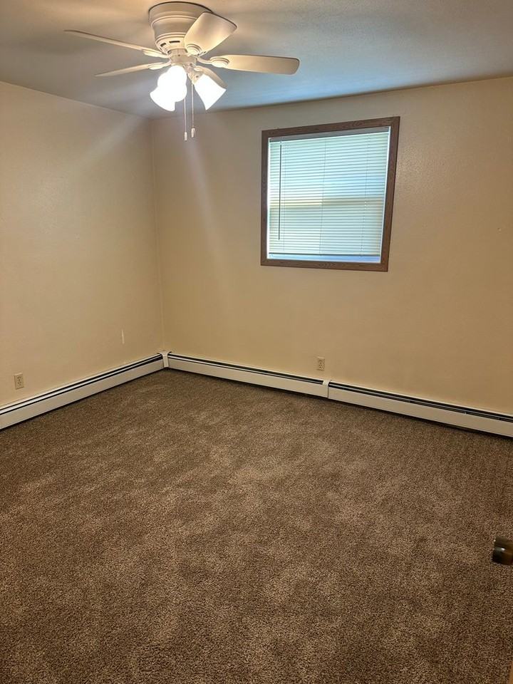 1516 16th Ave Se #3 - Photo 6 of 7