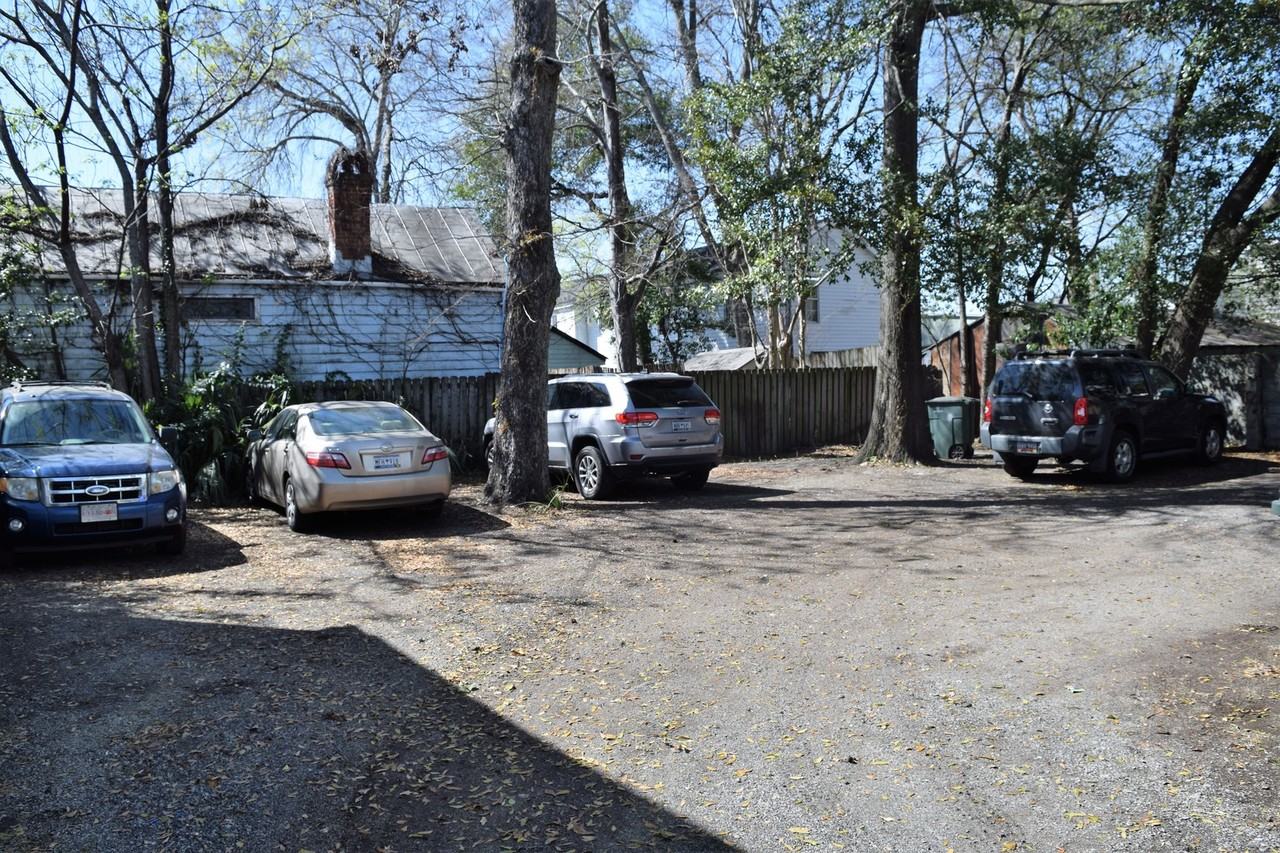 295 Ashley Avenue - Photo 4 of 29